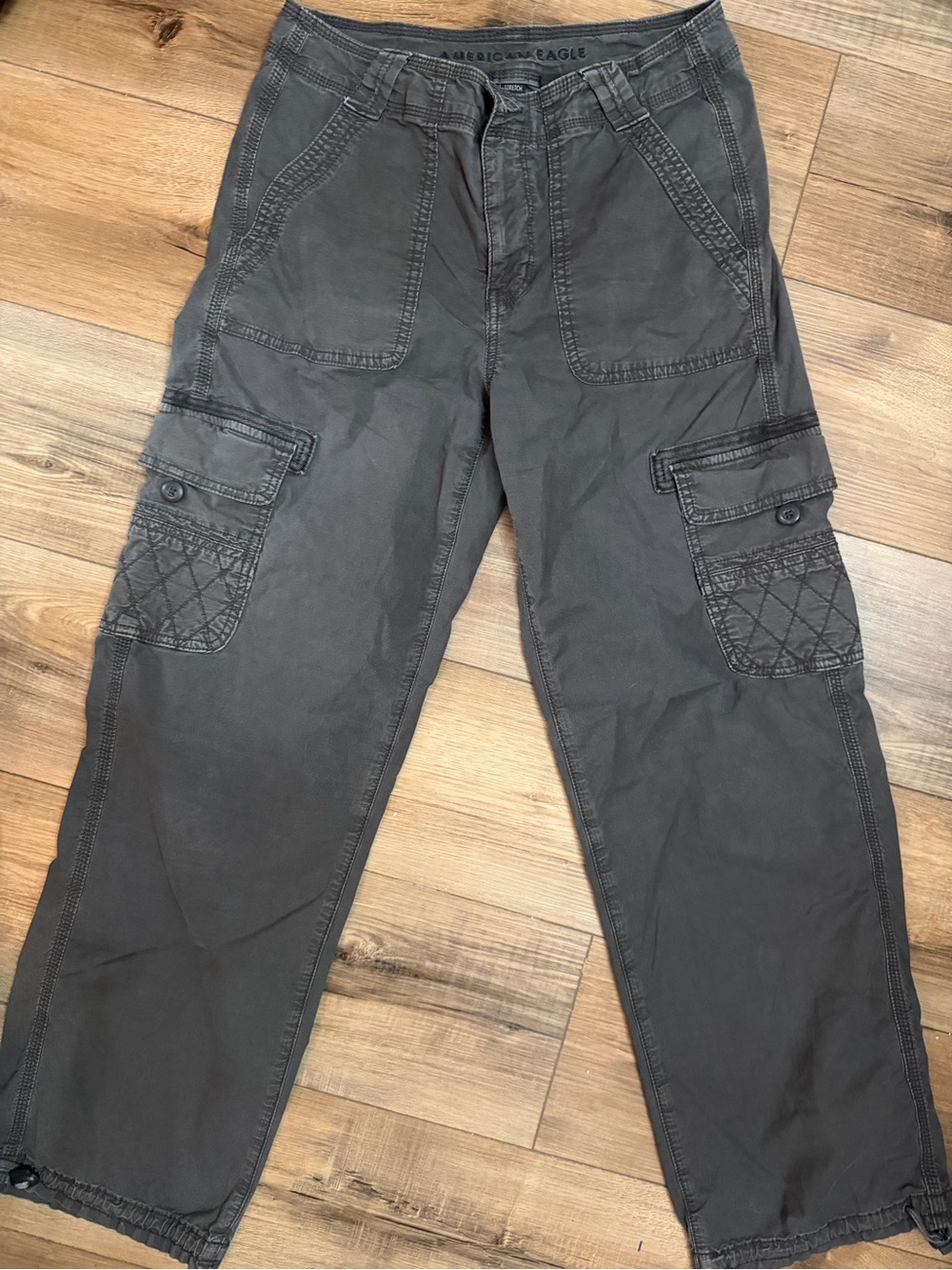 American Eagle Outfitters Women's wCharcoal Gray Cargo Joggers